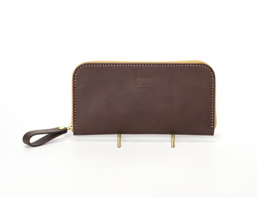 Round fastener wallet